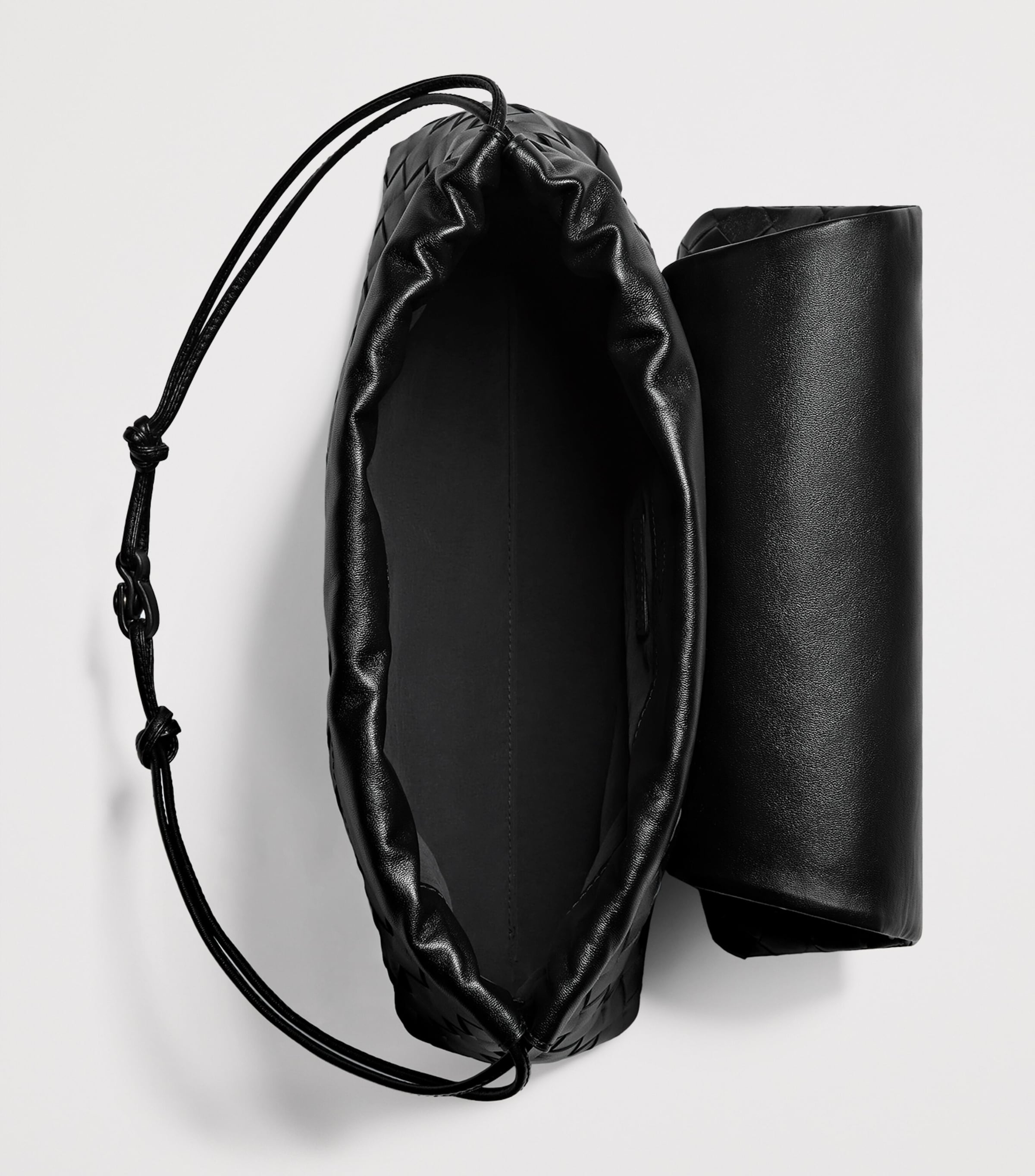 Bottega Veneta Giorno Intrecciato leather shoulder bag, UK version