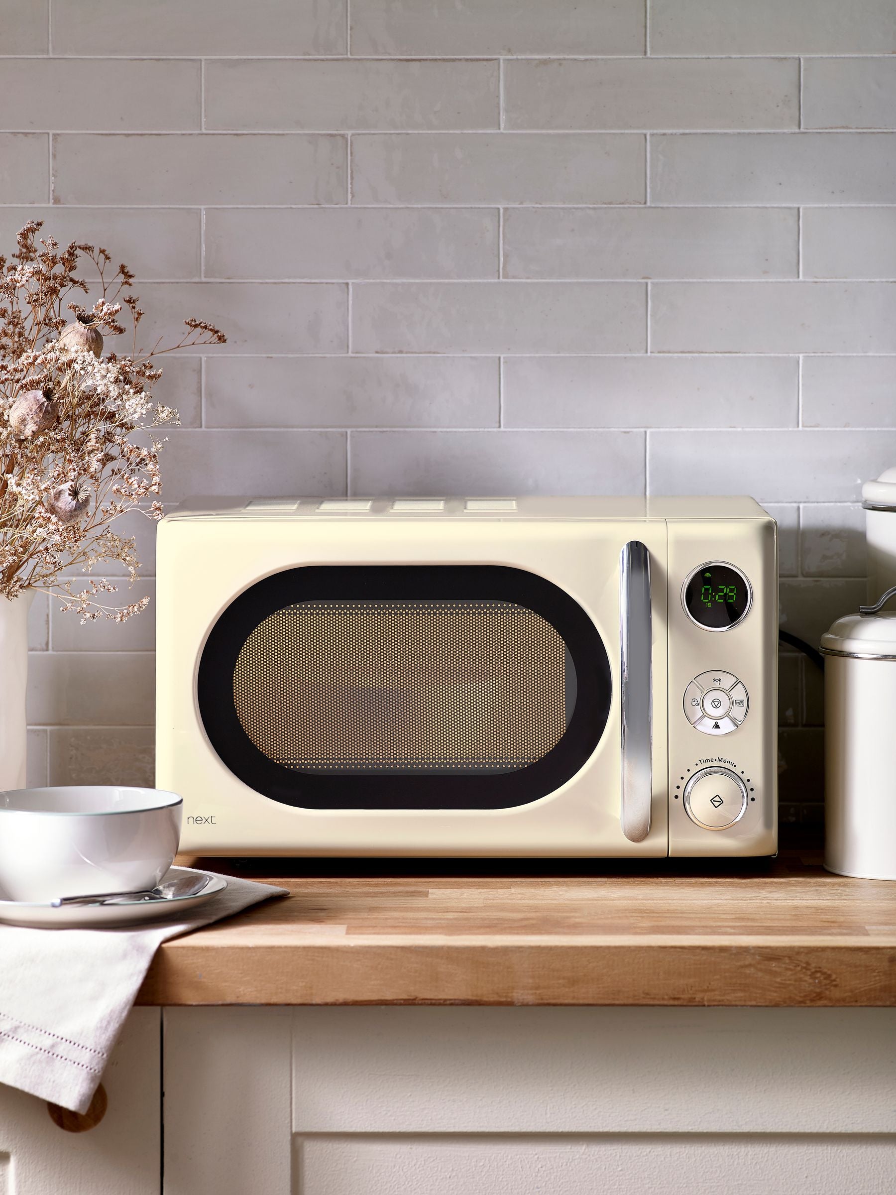Cream Digital 800W 20L Microwave