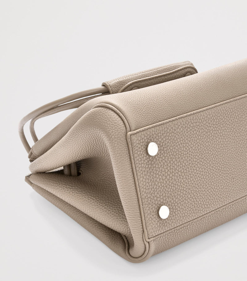 LOEWE Madrid shoulder bag calfskin leather (British brand)