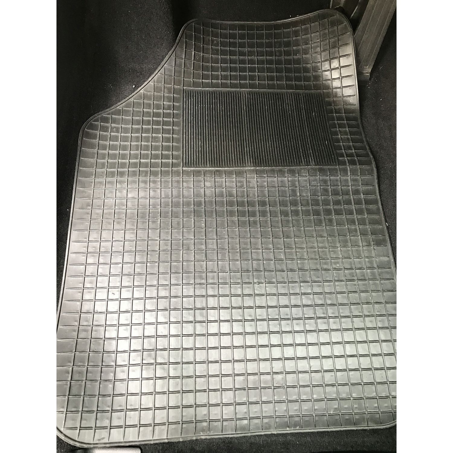 Hilka universal car mats set of 4, UK version