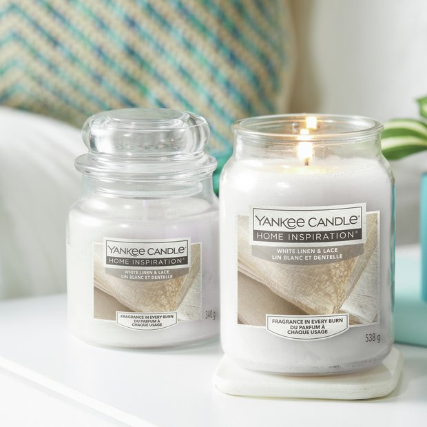 Yankee Candle White Linen Lace large candle, imported from the UK