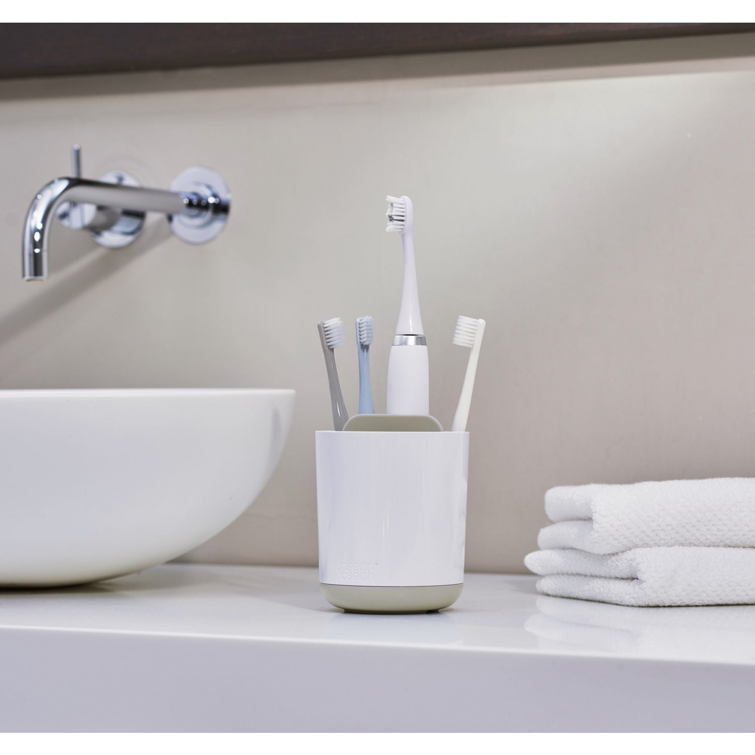 Joseph Joseph Duo toothbrush caddy white plastic, UK version