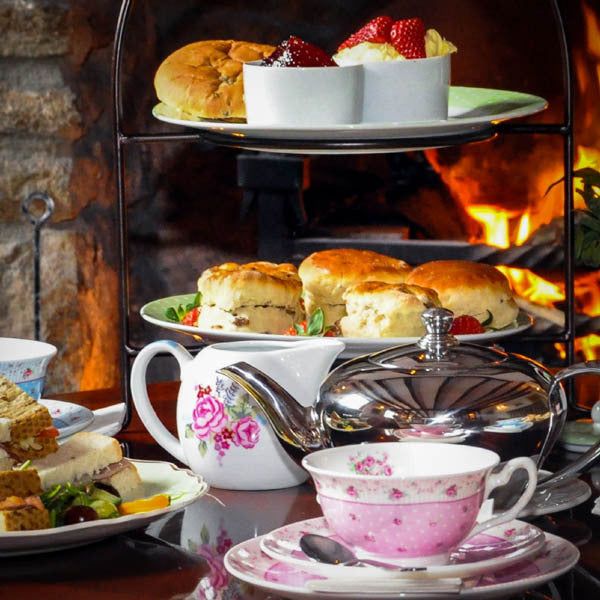 Find Me a Gift Country House Retreat with Afternoon Tea Gift GOODS Superdrug   