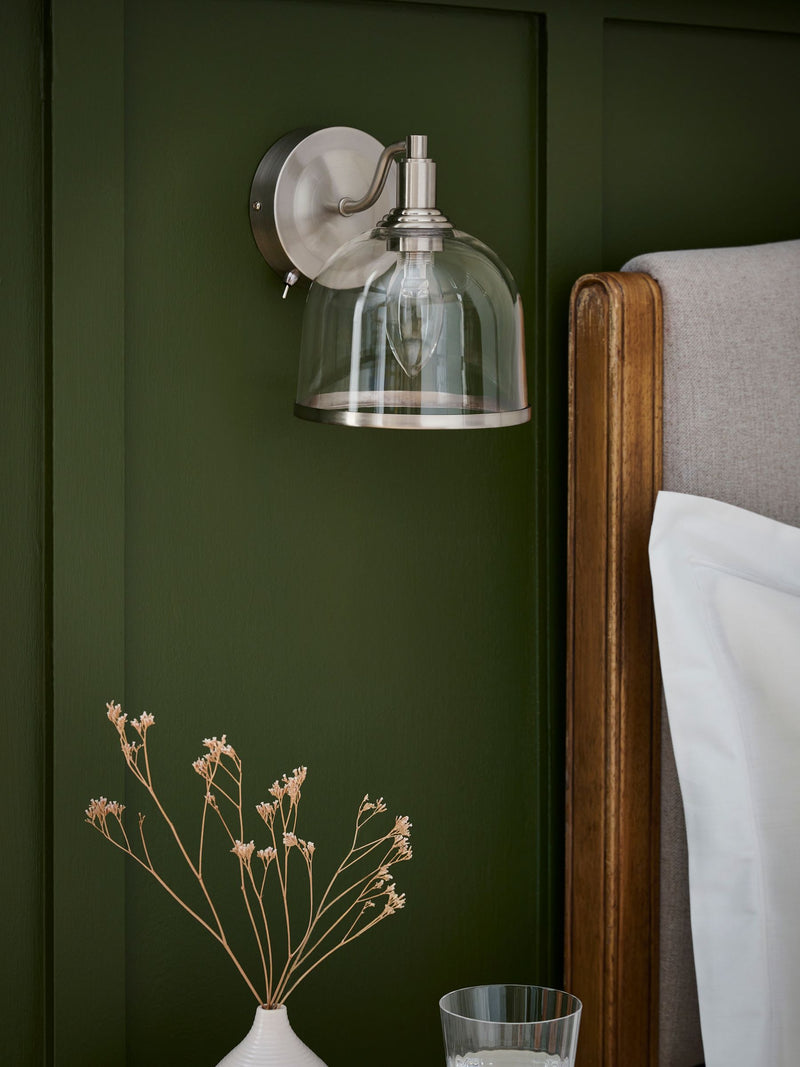 Wall light brushed nickel rechargeable wireless 21cm, imported from the UK
