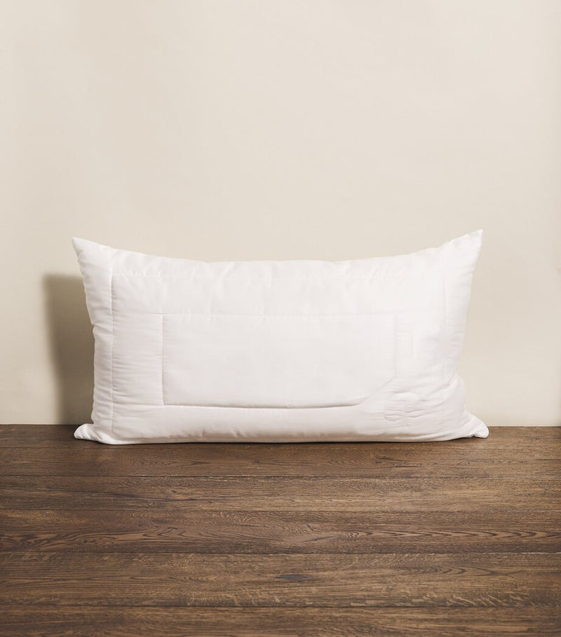 Harrods of London Eco Control King Pillow 50cm x 90cm, UK version