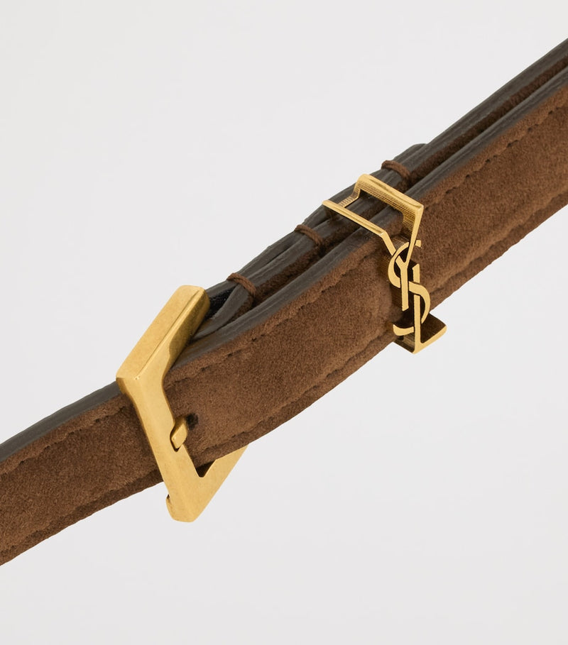 Ceinture fine Cassandre en cuir de veau Saint Laurent, version UK