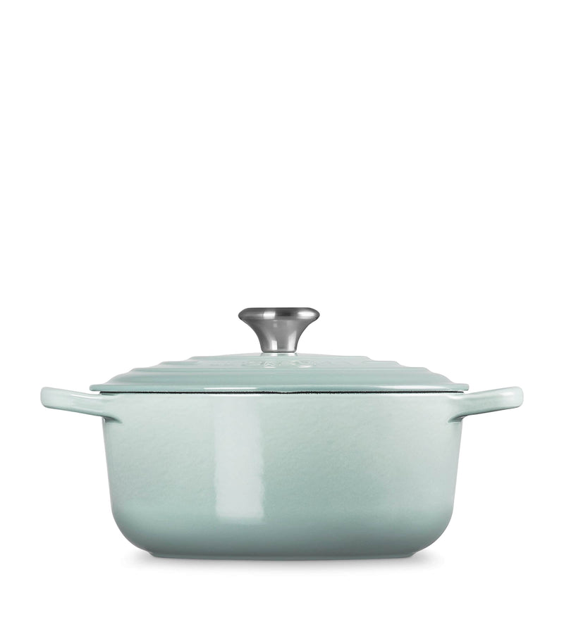 Le Creuset cast iron round casserole dish 20cm, UK version