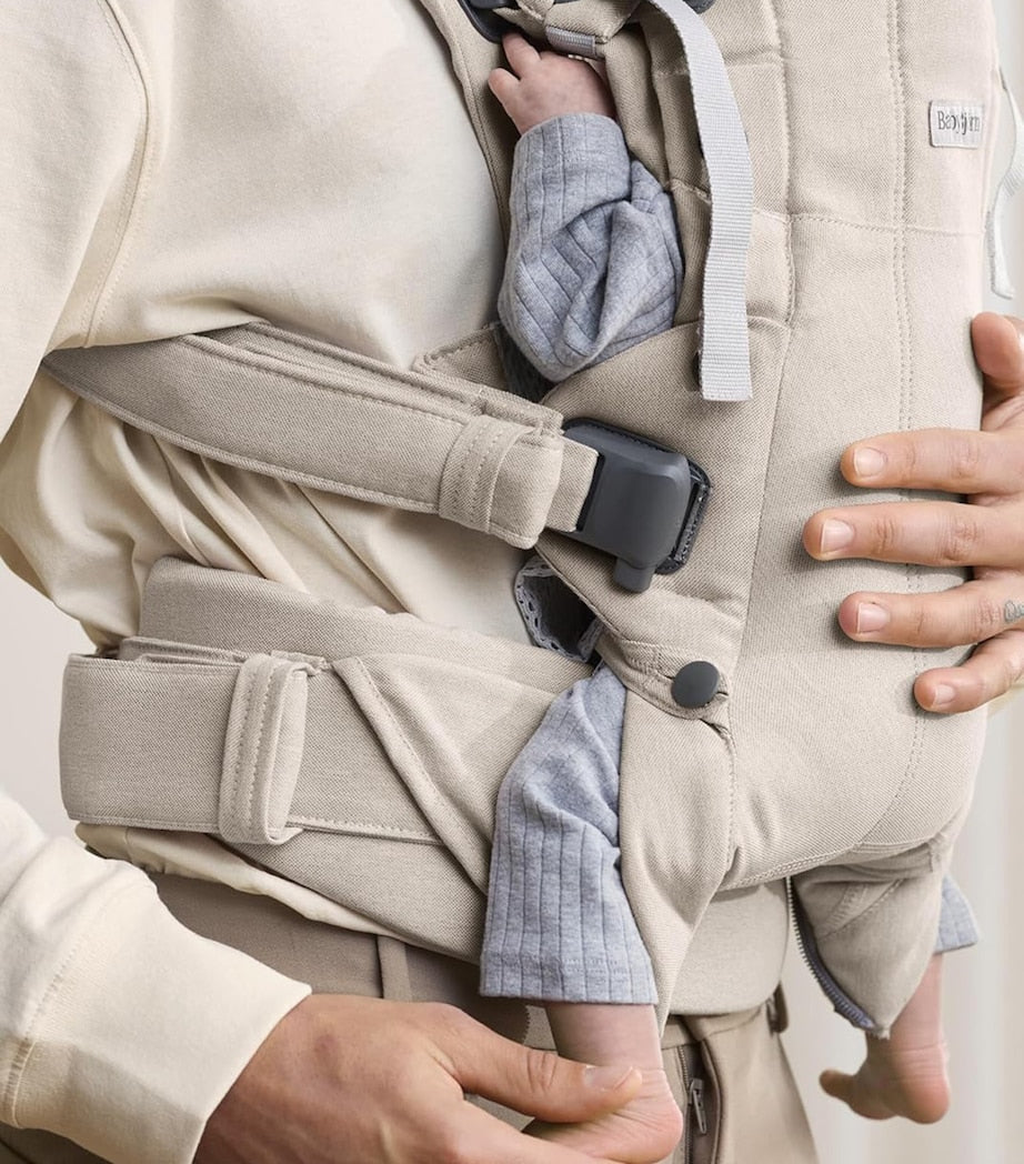 BabyBjörn Harmony baby carrier global (British brand)