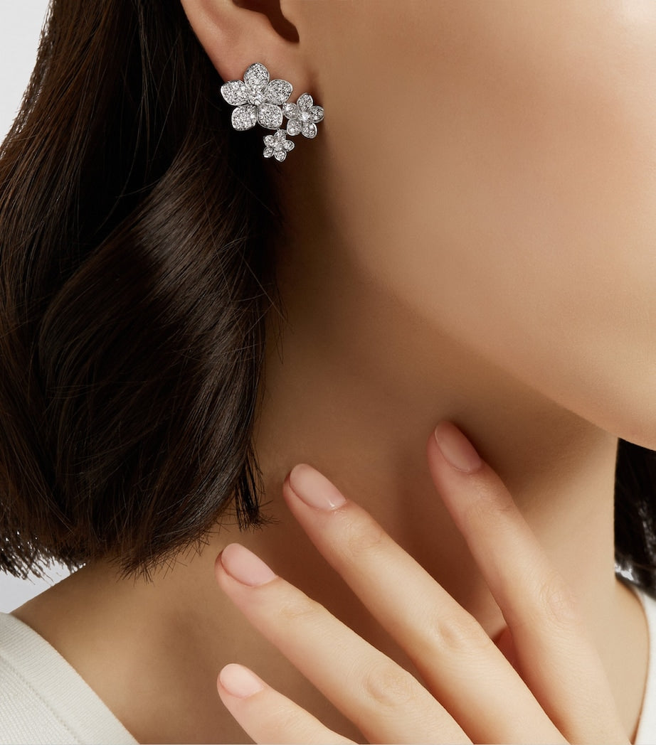 Graff Wild Flower stud earrings 18kt white gold diamond - British product