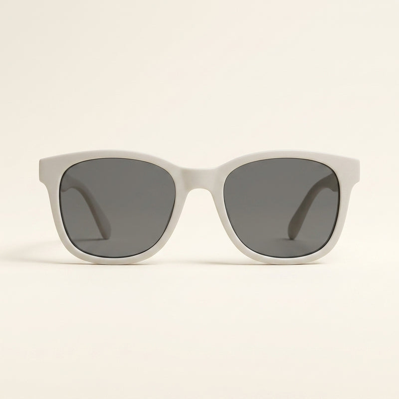 Prada PRC04S svarte solbriller for kvinner, importert fra Storbritannia