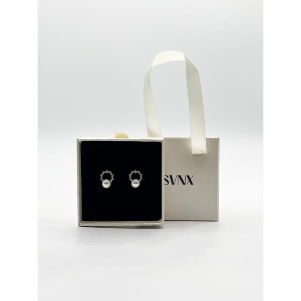 SVNX pearl stud earring on diamante wreath gold - British product