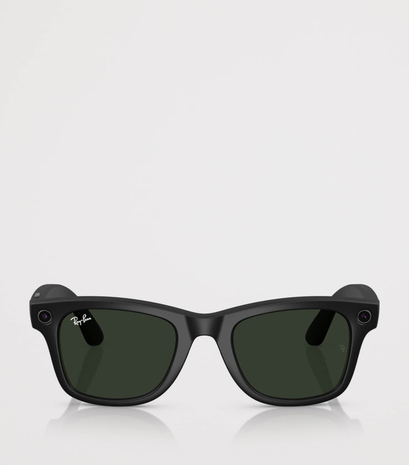 Ray-Ban Meta Headliner smart sunglasses with transition lenses - British product
