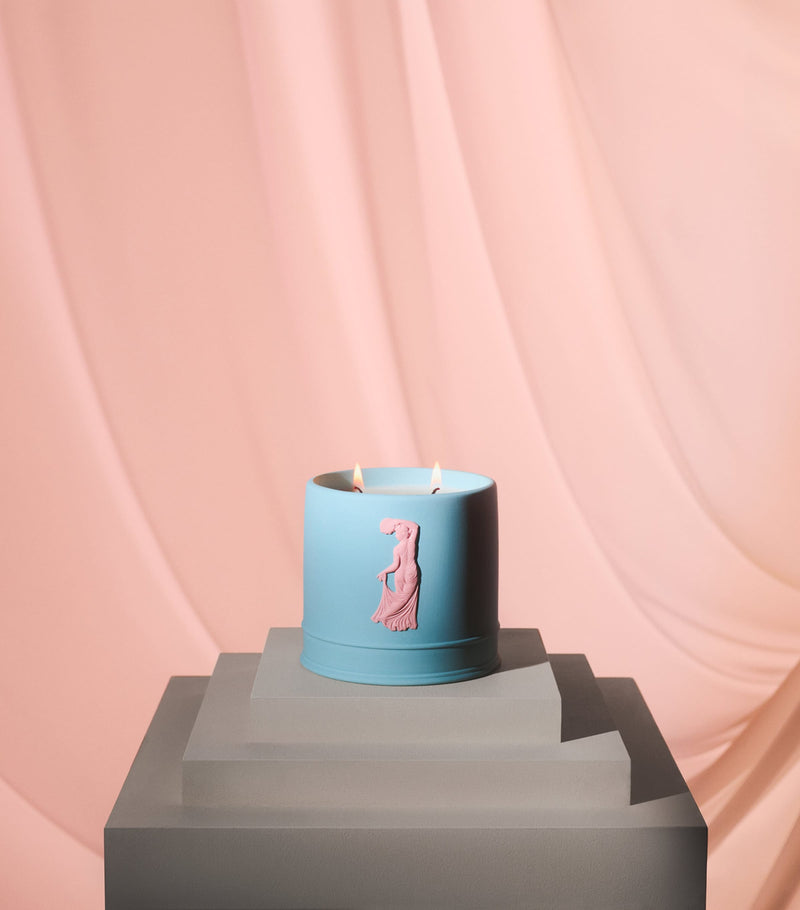 Wedgwood Bacchus Joy candle 540g (British brand)