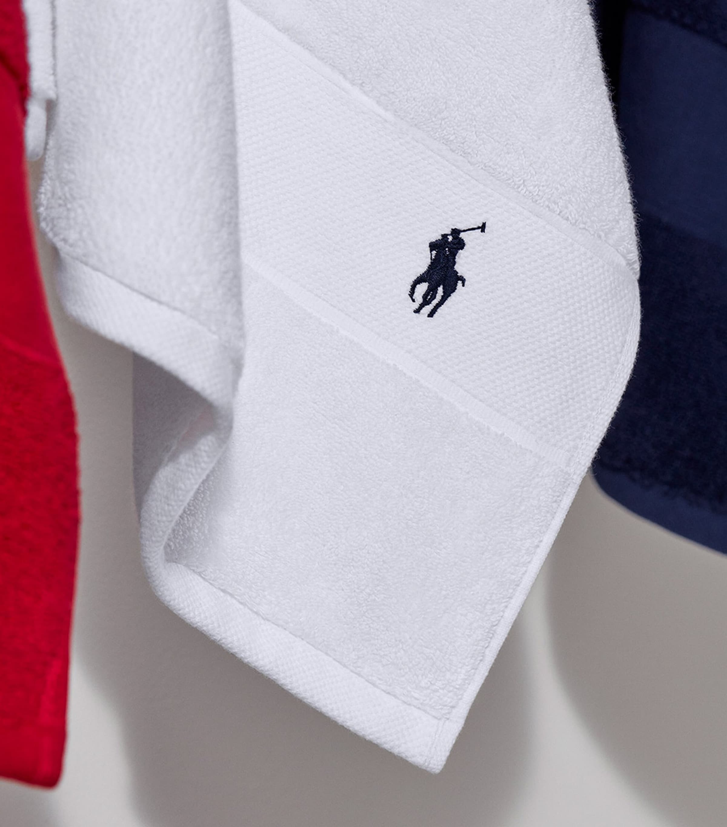 Ralph Lauren Polo Player bath sheet 90cm x 160cm, imported from the UK
