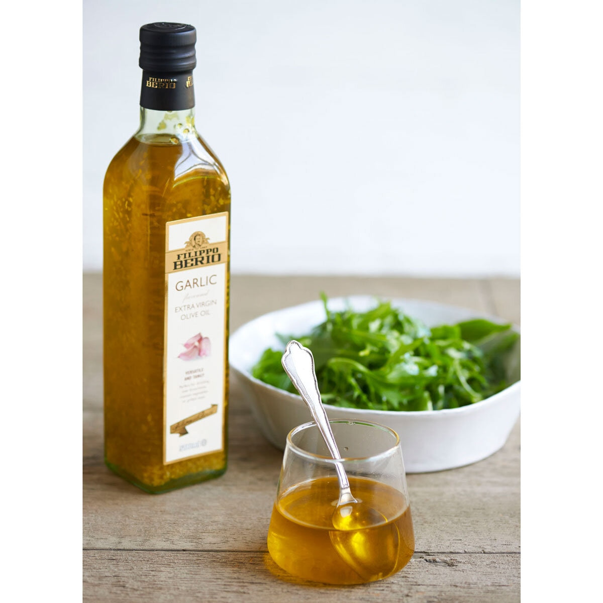 Filippo Berio Garlic Flavoured Olive Oil, 1L GOODS Costco UK