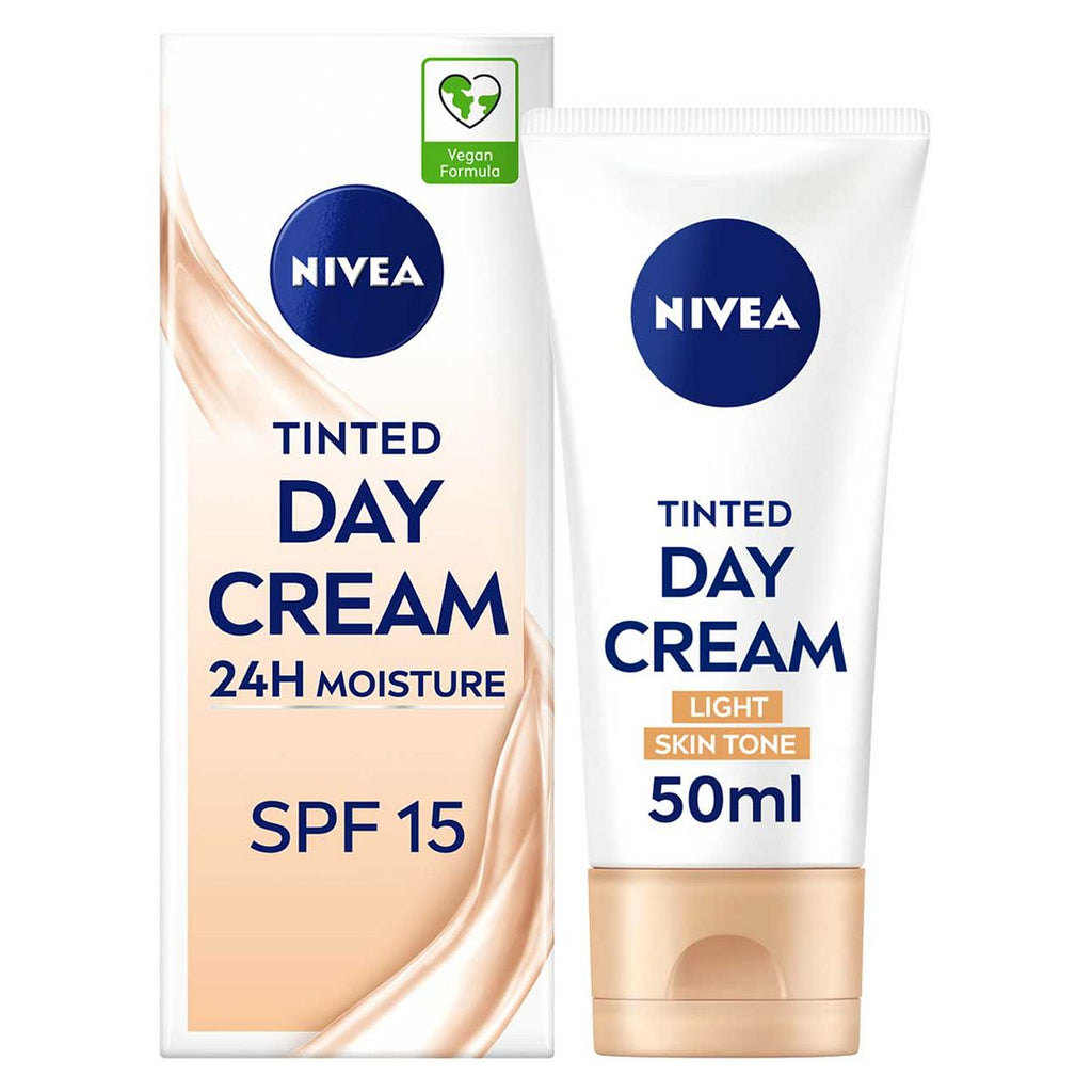 NIVEA 24H Moisture Tinted Day Cream with Vitamin E Light Skin Tone SPF15 50ml