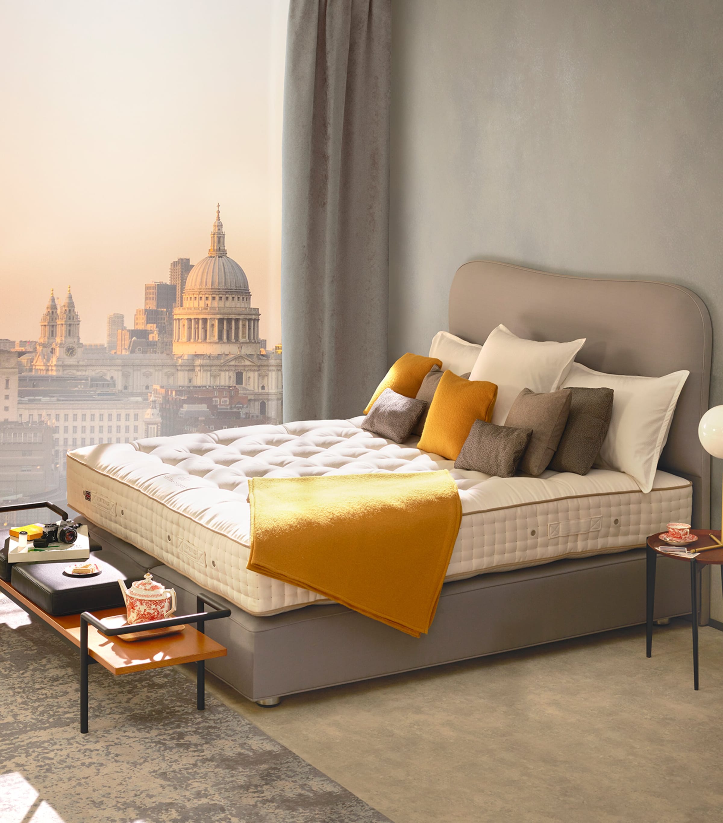 Vispring Medium Signatory Mattress 150cm x 200cm (British brand)