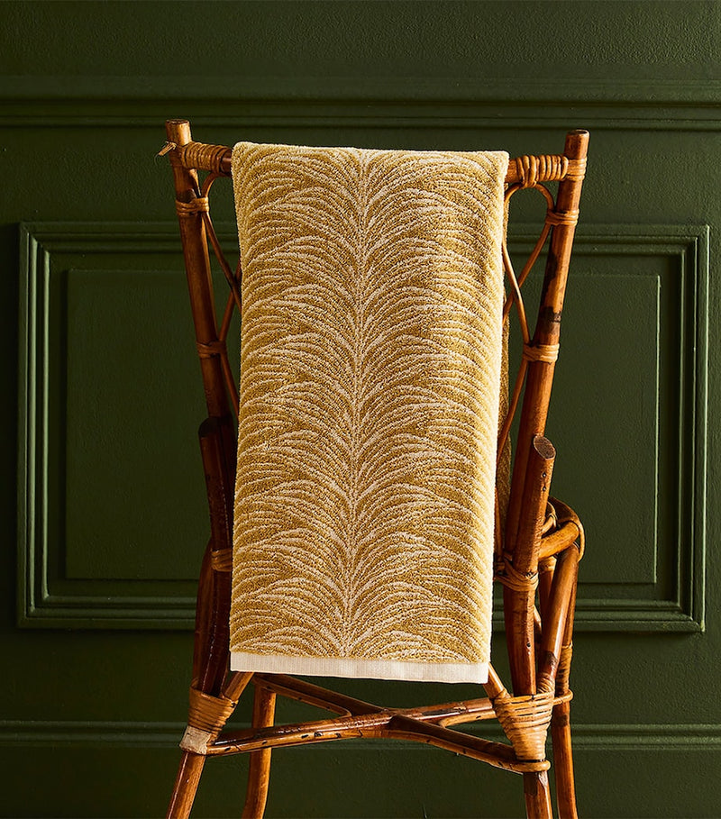 Yves Delorme Pollen guest towel 42cm x 70cm (British brand)