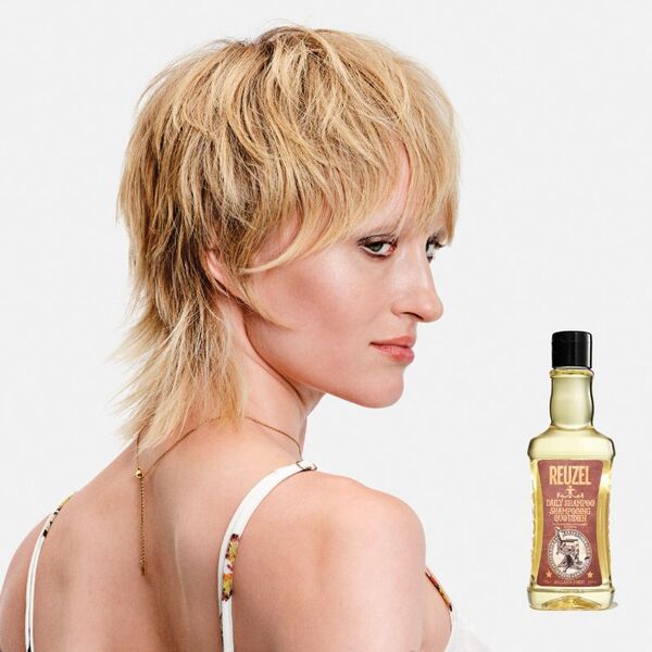 Reuzel Daily Shampoo 350ml for all hair types, imported from the UK