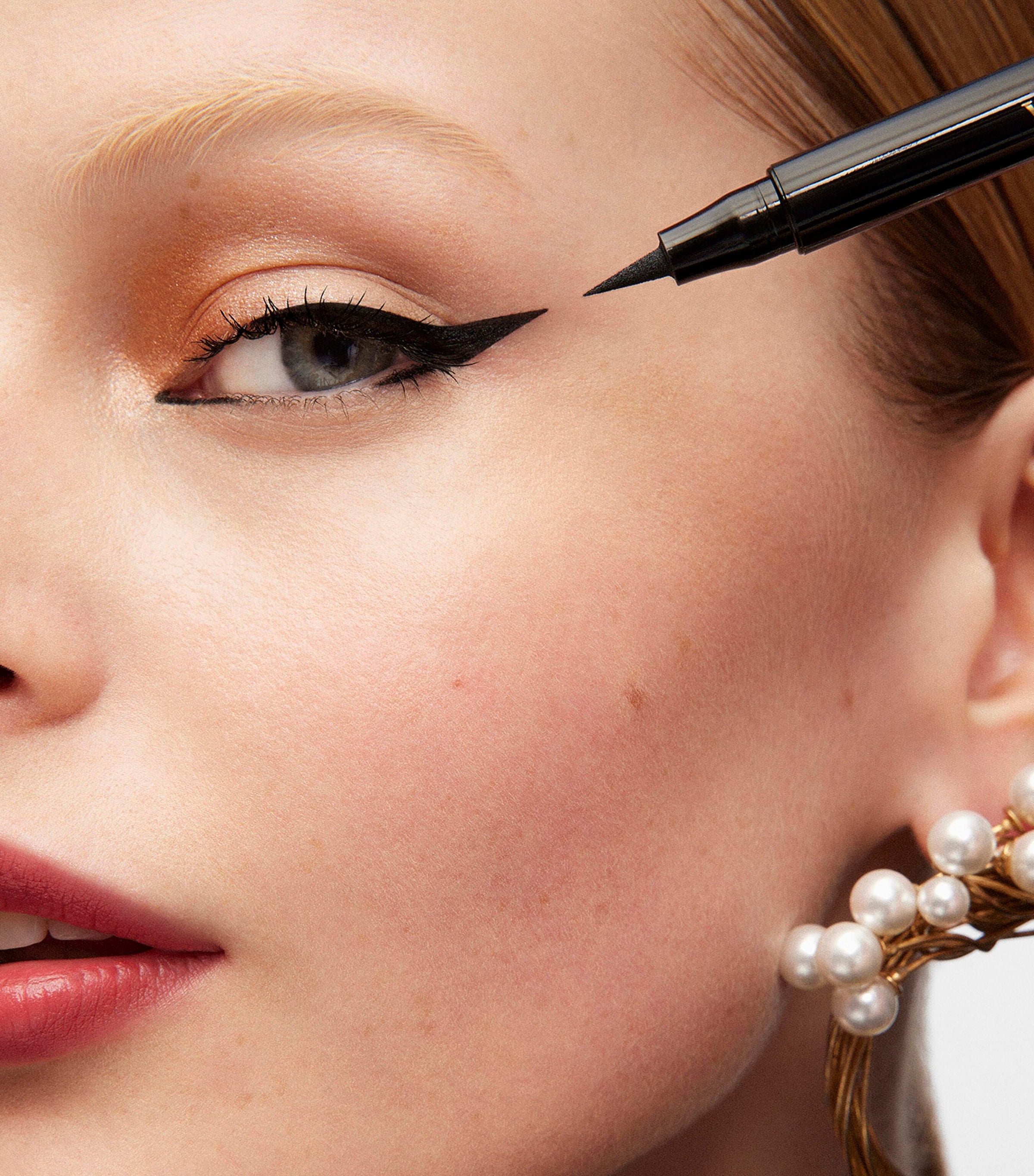 Carolina Herrera Fabulous liquid eyeliner pen - British product