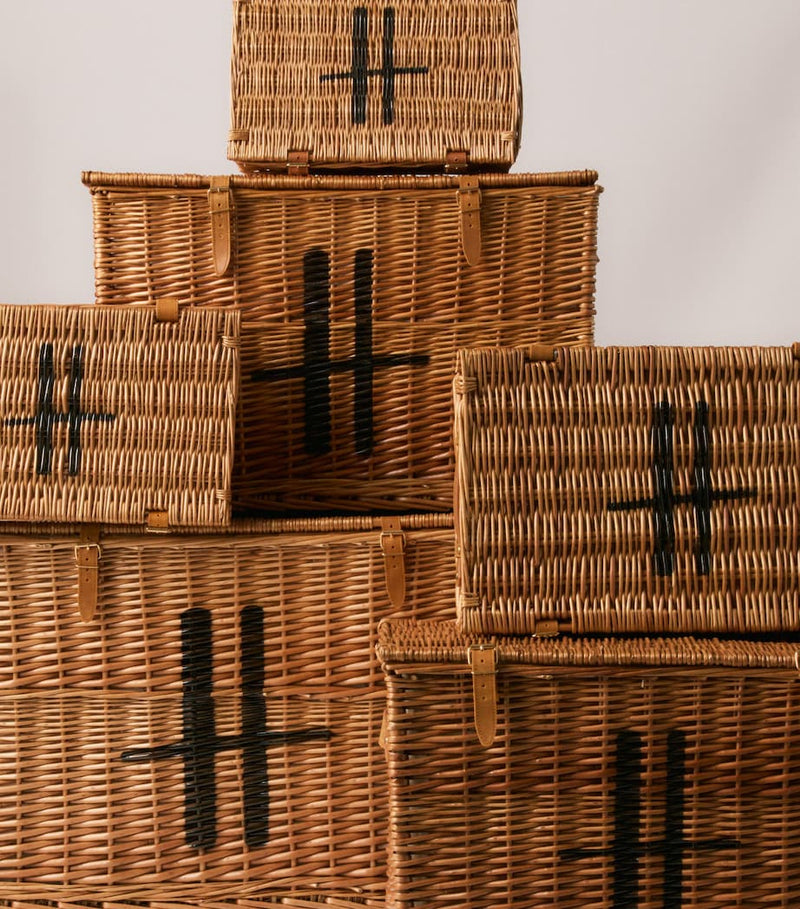 Harrods medium wicker basket with leather straps, UK version
