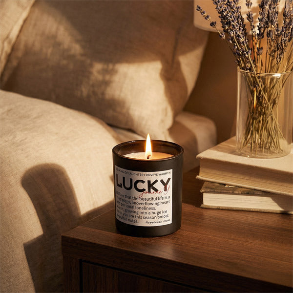Livingandhome scented candle Oud Rose 400g (British brand)