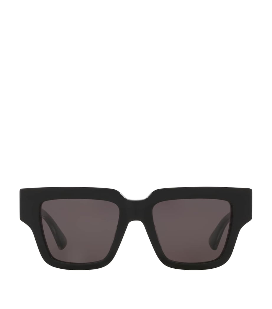 Bottega Veneta acetate BV1276S sunglasses in bold frame (British brand)