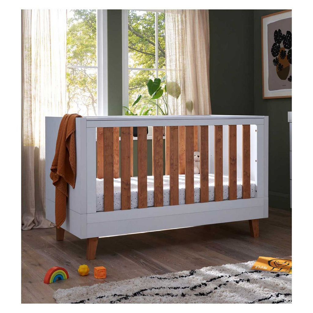 Tutti Bambini Como Cot Bed - White / Rosewood