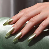 Bluesky cat eye gel polish Matcha Dream 10ml - British product