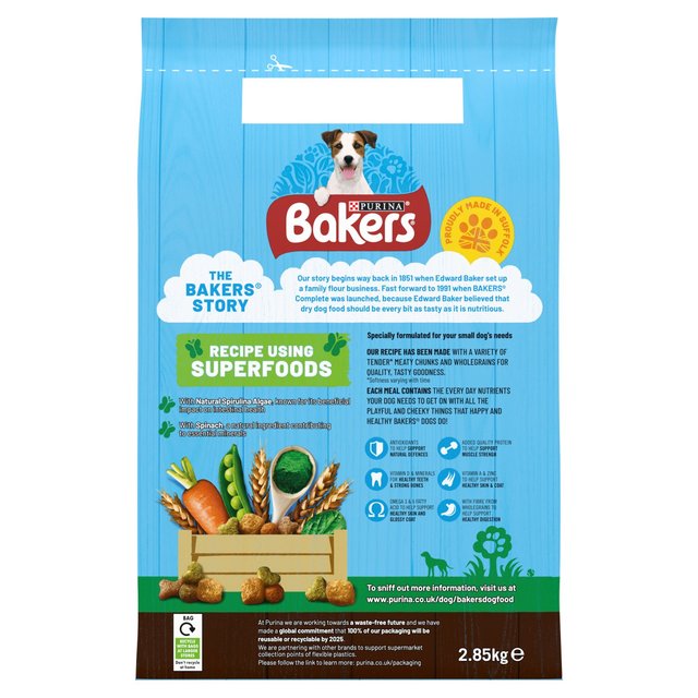 Bakers Small Dog Chicken Dry Dog Food   2.85kg GOODS M&S   