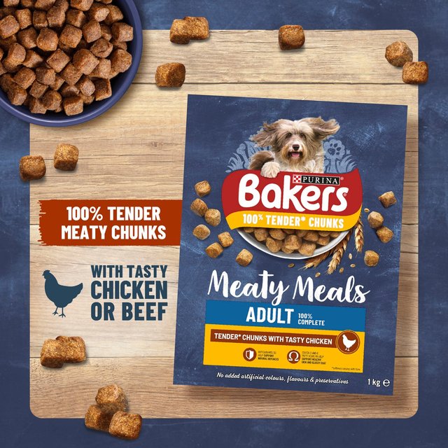 Bakers Meaty Meals Beef Dry Dog Food 2.7kg McGrocer