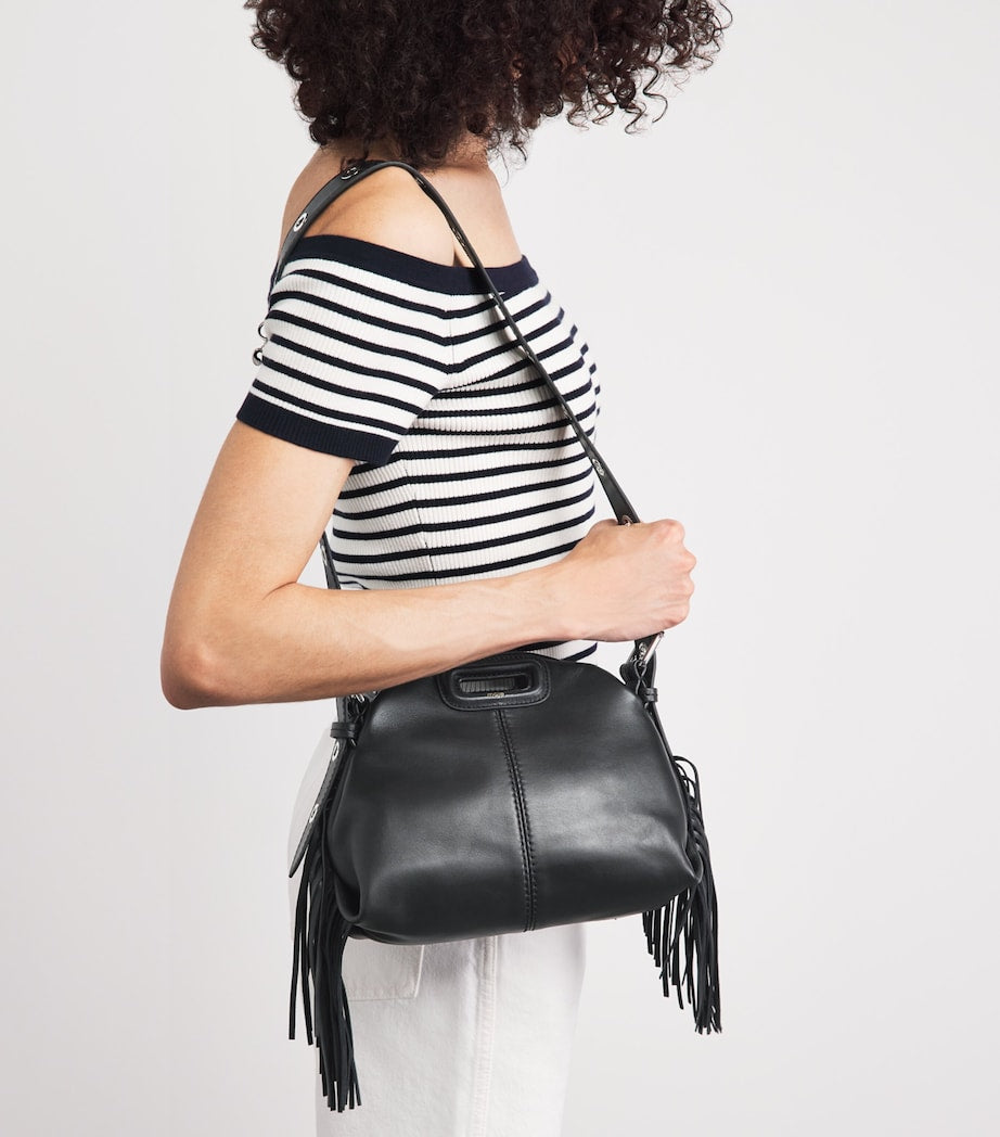 Maje Miss M Mini-Ledertasche mit Fransen-Details, importiert aus Großbritannien