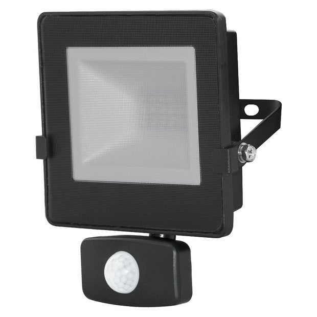 Luceco LED floodlight with PIR motion sensor 10W, UK version