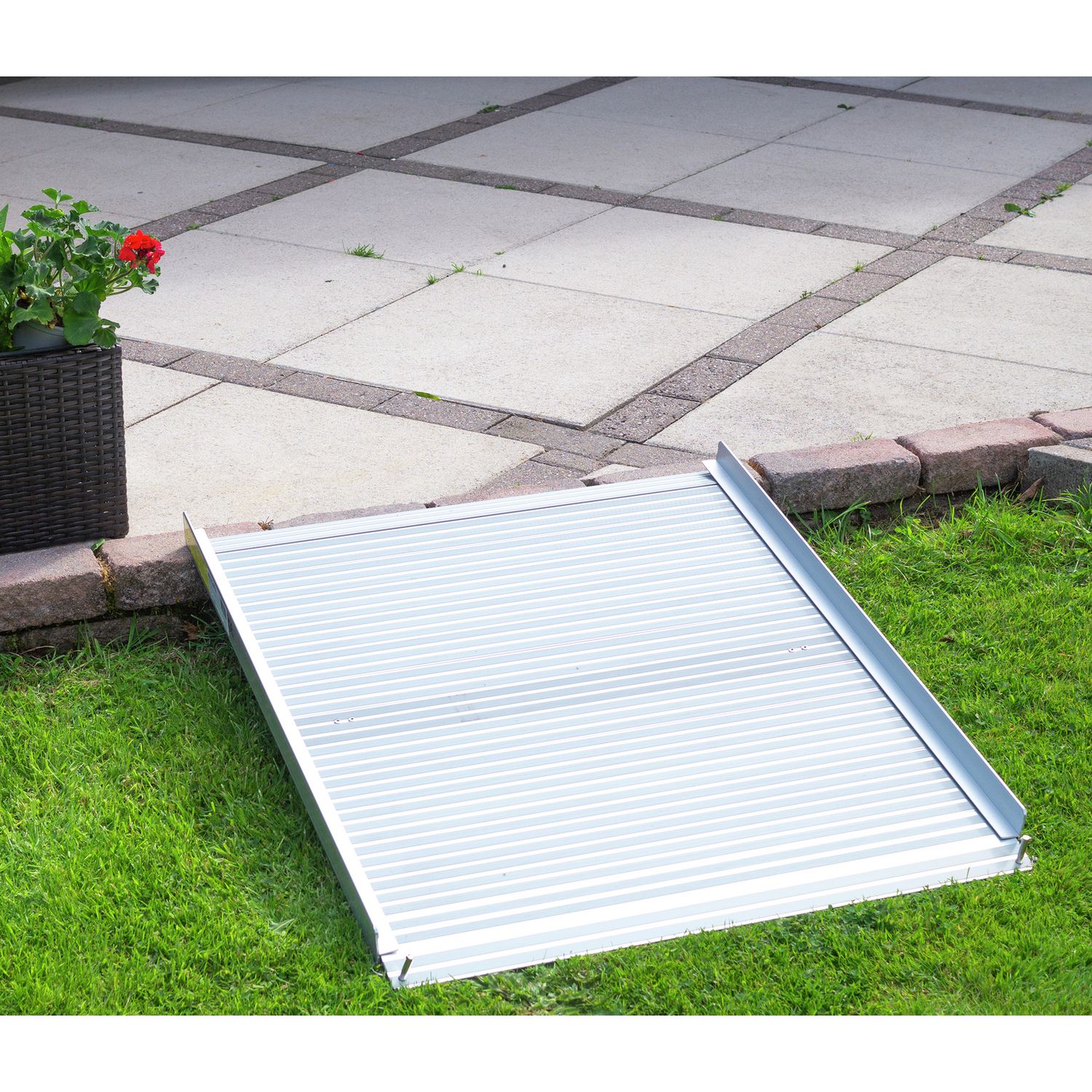 Aidapt portable ramp folding aluminium with carry bag, imported from the UK