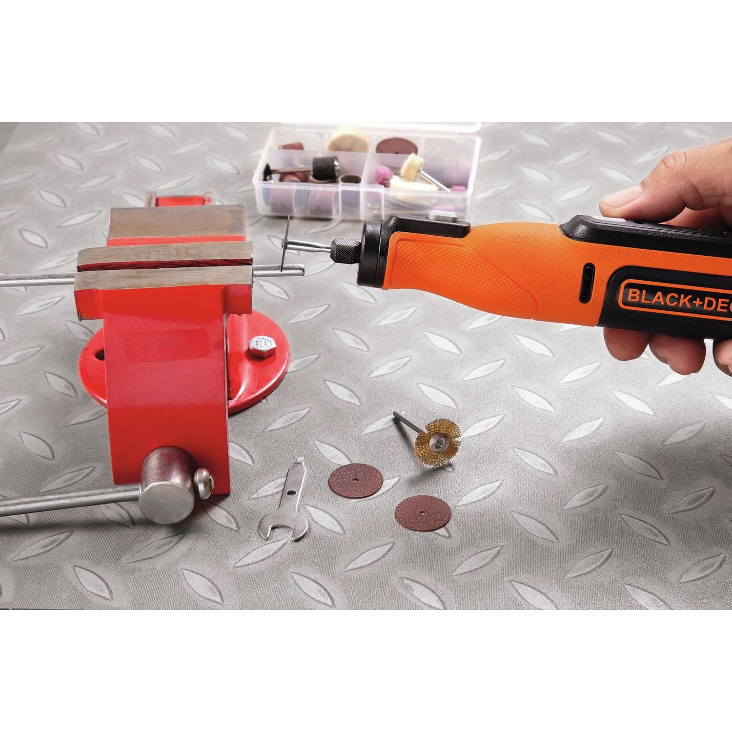 Black+Decker cordless multitool with 52 accessories, UK version