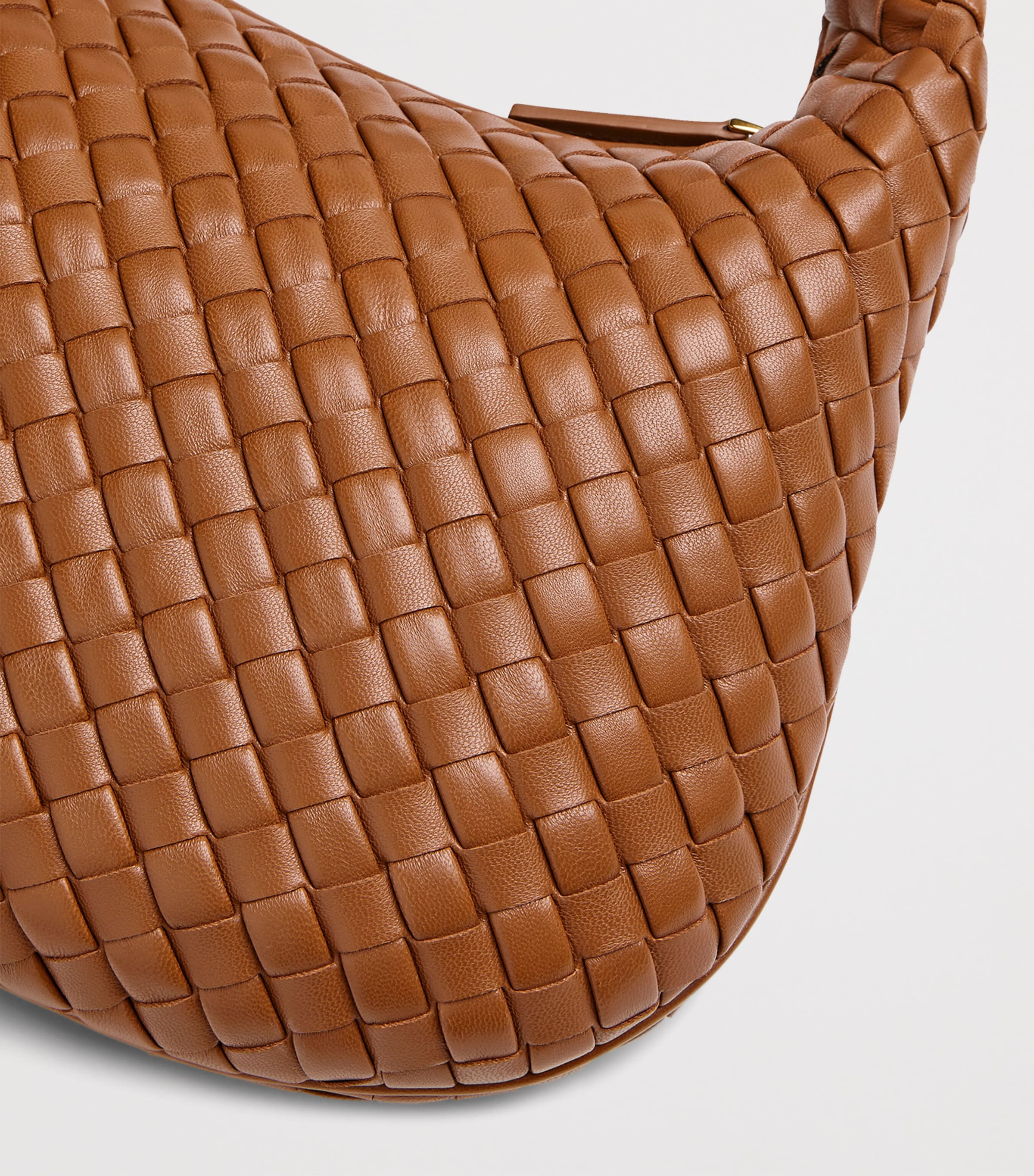 Bottega Veneta small leather Veneta shoulder bag (British brand)