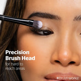 Brushworks No. 18 flat eye brush with taklon bristles - British product