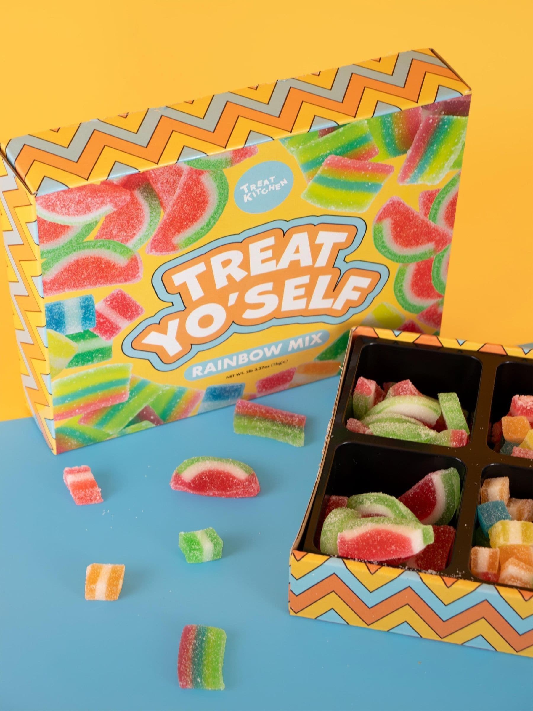 Treat Kitchen sweet gift box 1kg, imported from the UK