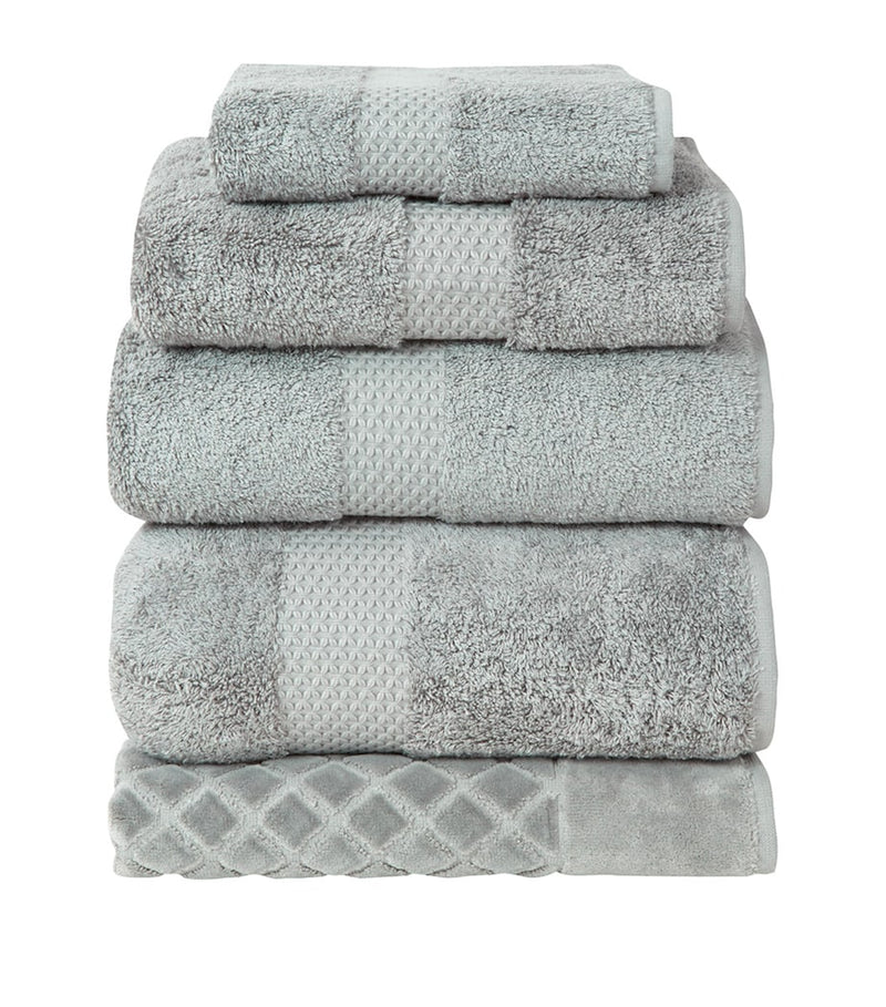 Yves Delorme Étoile guest towel 45x70cm, imported from the UK