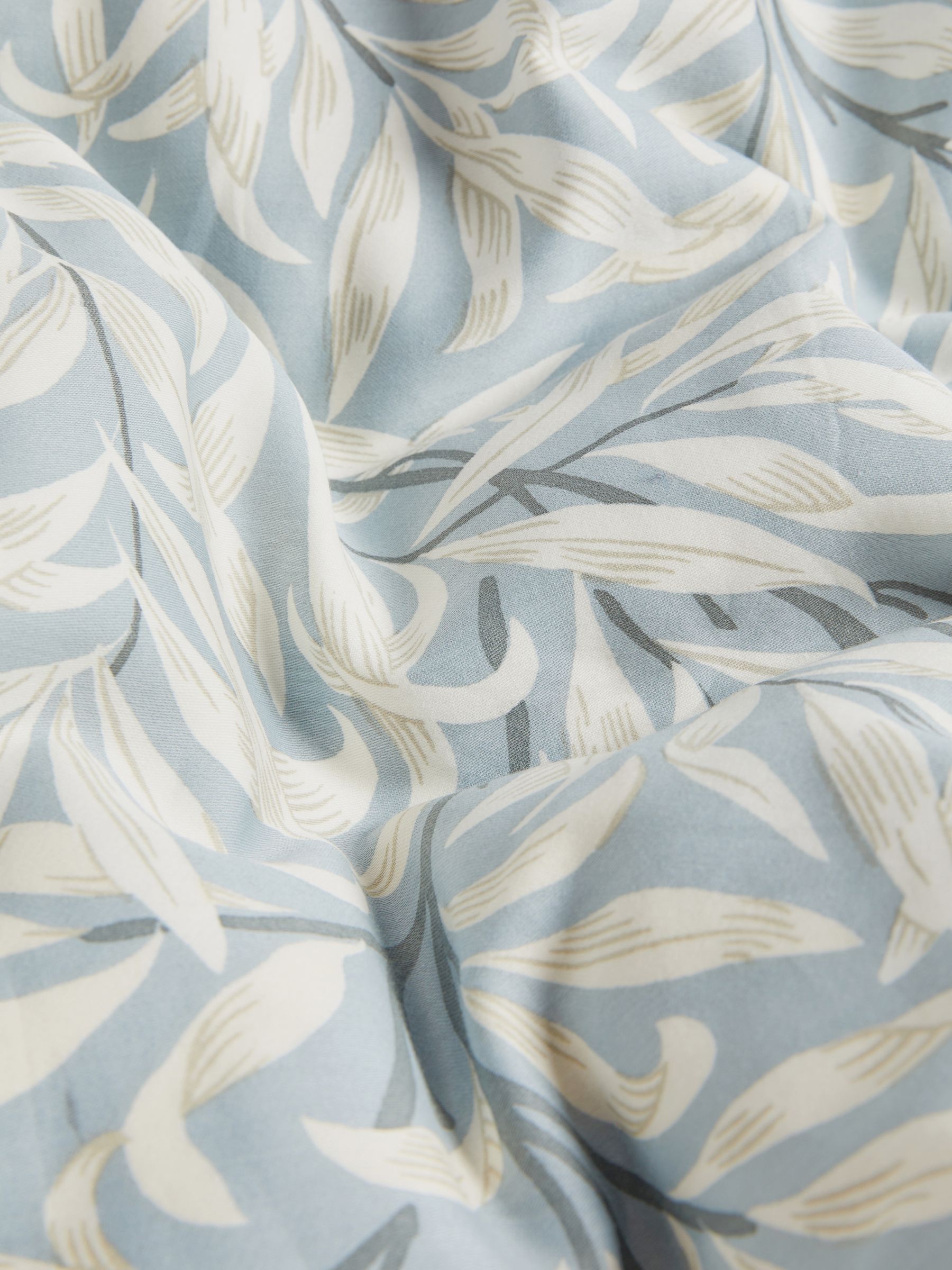 Clarke & Clarke Willow Boughs duvet set - British product