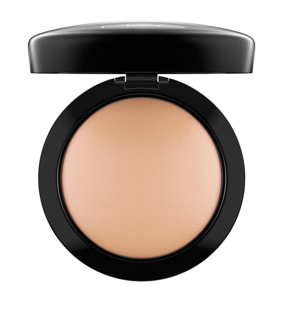 MAC Mineralize Skinfinish Natural 10g, imported from the UK