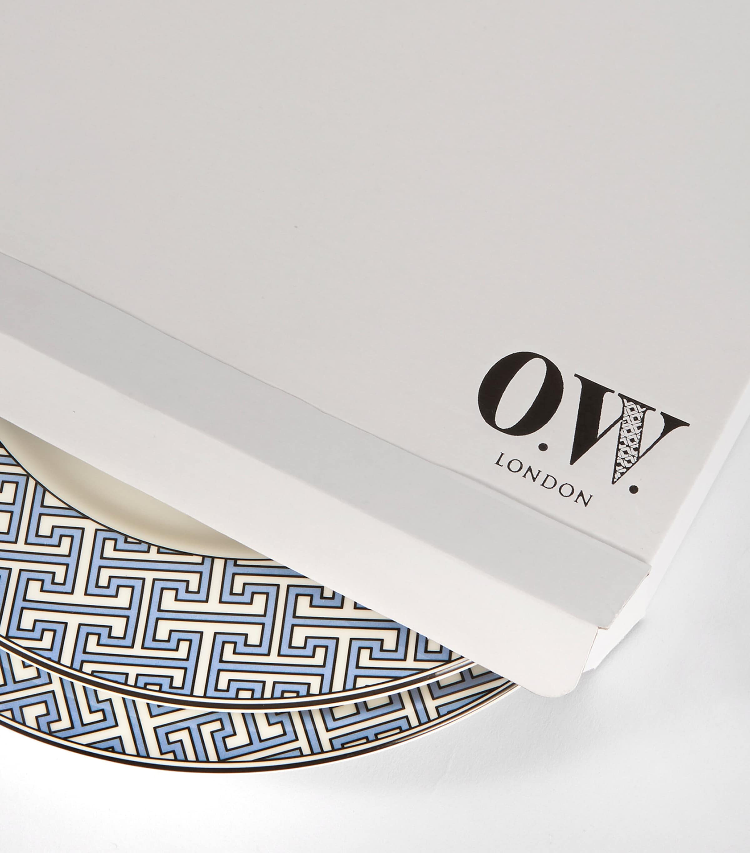 O.W.London geometric print dinner plates set of 2 26cm, imported from the UK