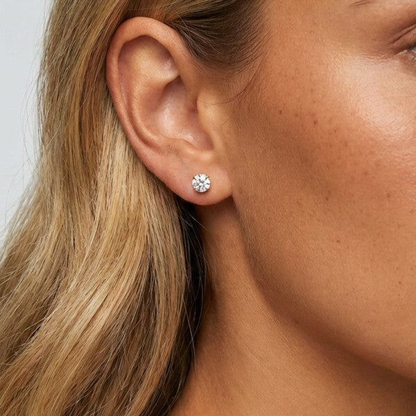 MUCHV 4mm cubic zirconia stud earrings - British product