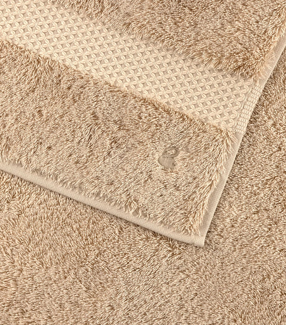 Yves Delorme Etoile bath sheet 92cm x 160cm (British brand)