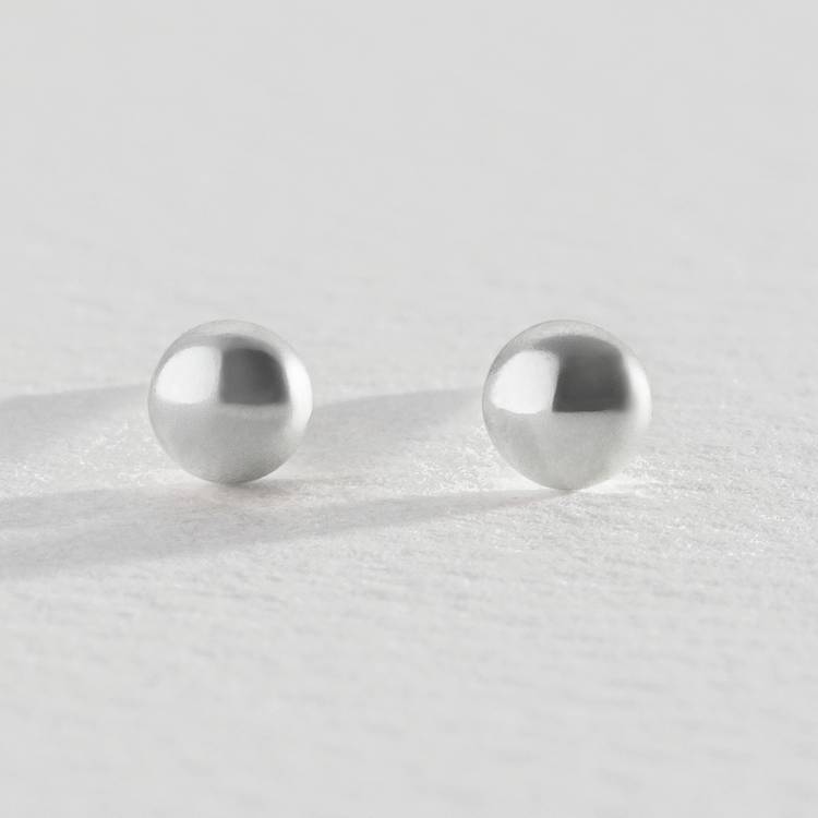 Revere sterling silver ball stud earrings 3mm (British brand)