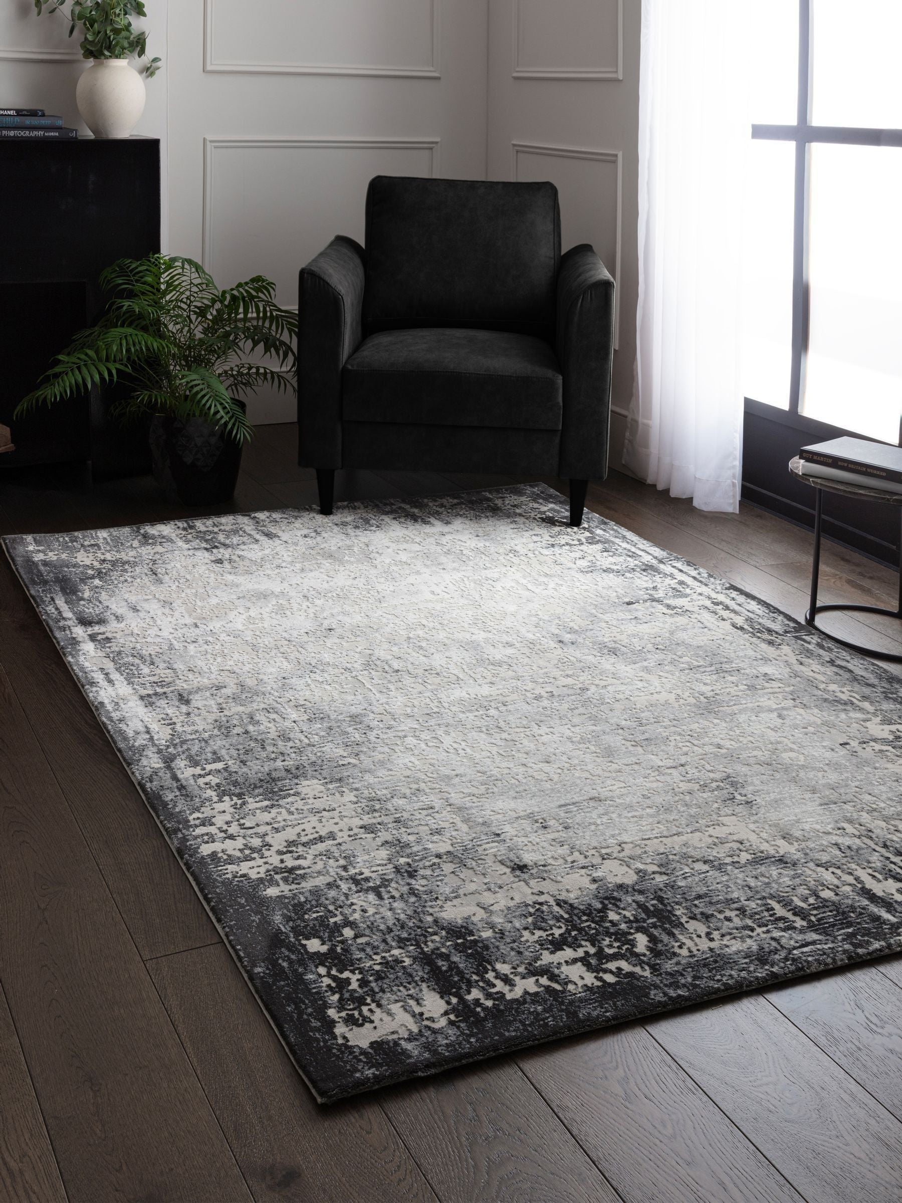 Asiatic Rugs Grey Kuza Border Rug