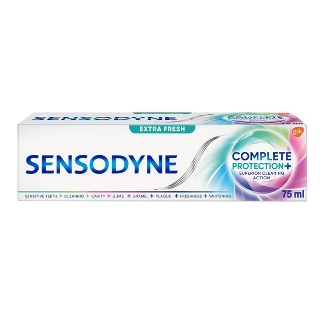 SensodyneComplete Protection Extra Fresh Sensitive Toothpaste   75ml GOODS M&S   