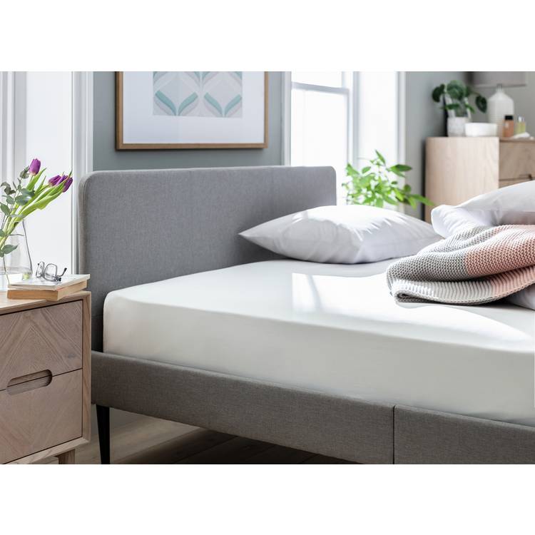 Habitat white fitted sheet single - British product