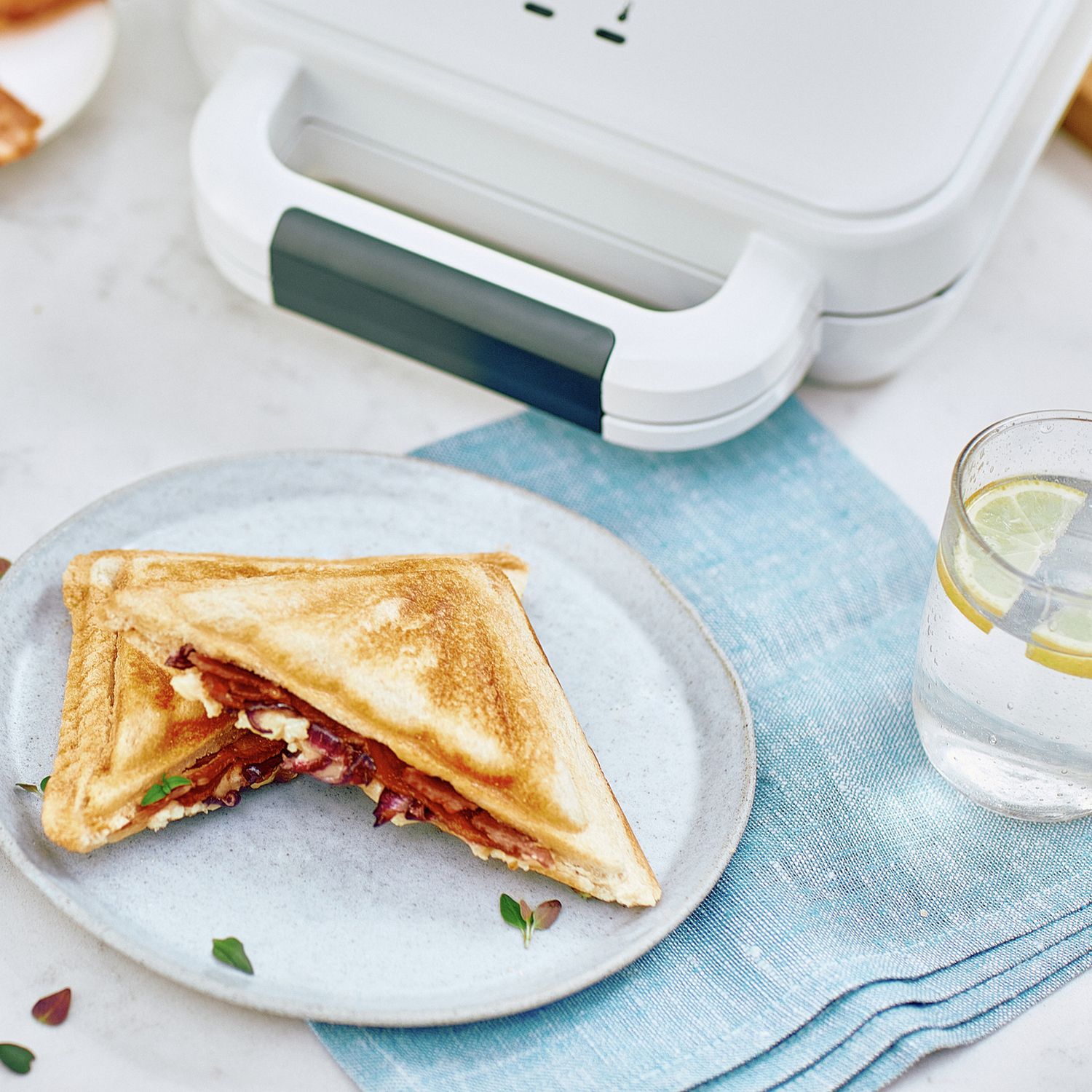 Breville white deep fill 2 portion sandwich toaster (British brand)