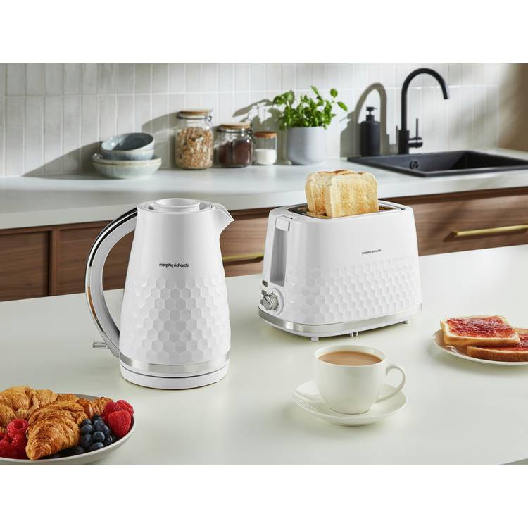 Morphy Richards Hive white kettle 1.5 litre (British brand)